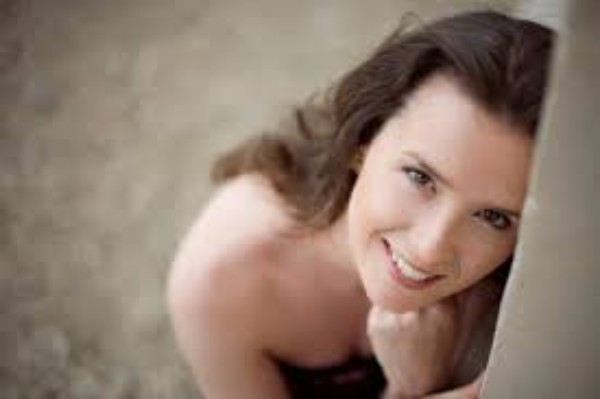 Diana Higbee, soprano