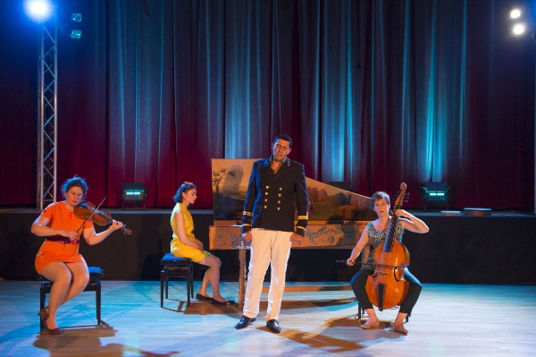 Ensemble Céladon - Music at the Castle Tavern - Chants & danses des Iles Britanniques
